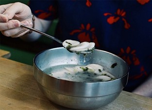 Seollal: Everyone gets one year older after eating a bowl of Tteok-Guk - Special Occasions