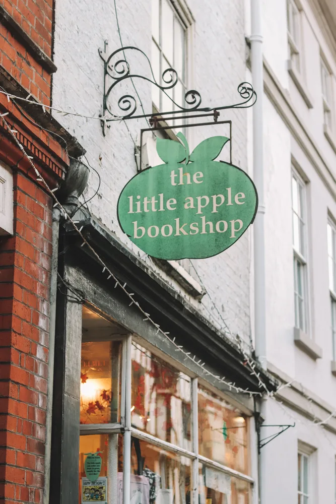 little apple bookshop york