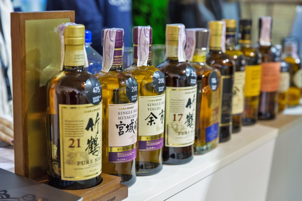 japanese whiskey bottles