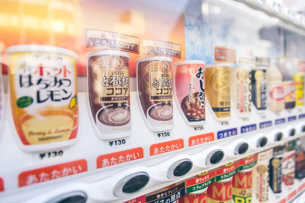 royal milk tea cans