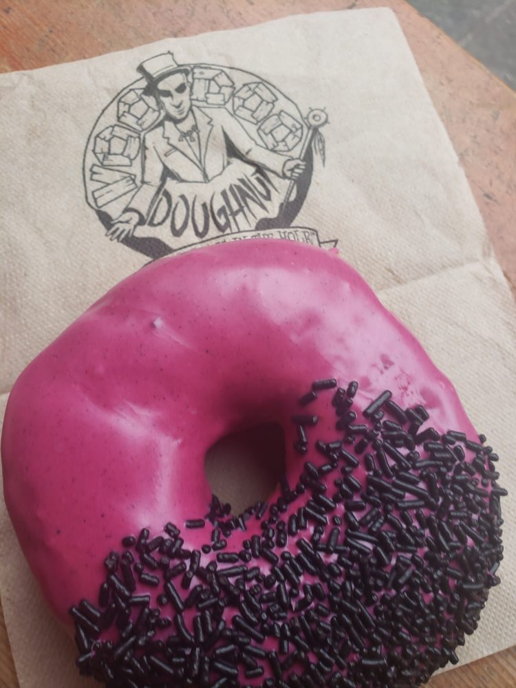 voodoo doughnuts portland oregon