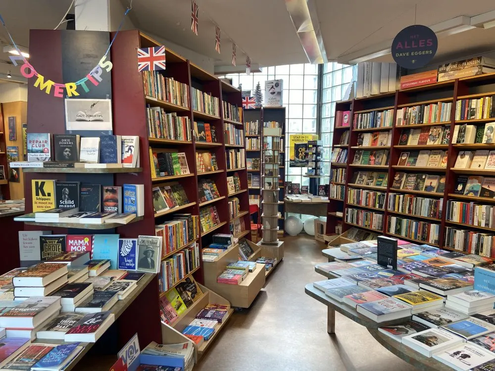 pantheon bookstore amsterdam